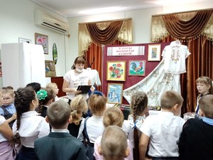 Выставка «Узоры вышиты душой»