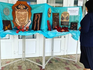 Выставка "Арт-коллаж"